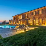 Cascina Buzio 12, Emma