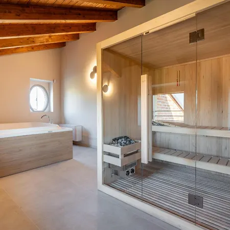 Βίλα Cascina Buzio 12, Emma Cuccaro Monferrato