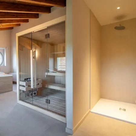 Βίλα Cascina Buzio 12, Emma *