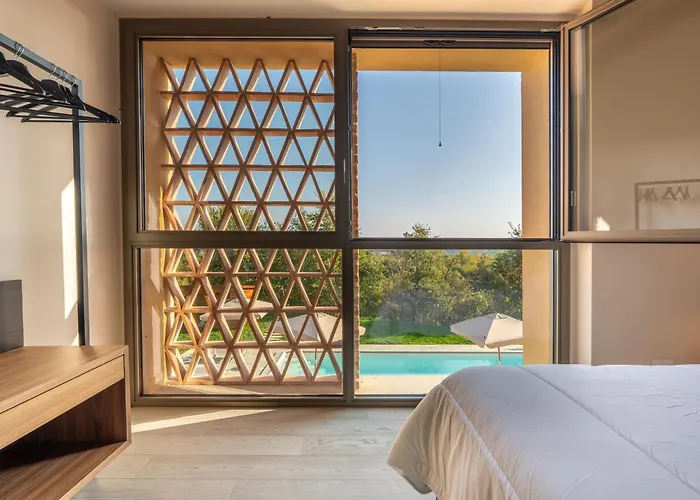 Villa Cascina Buzio 12, Emma