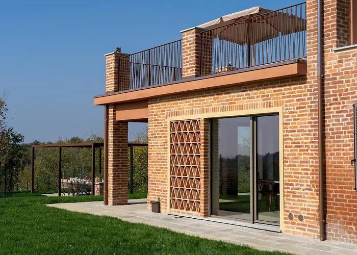 Cascina Buzio 12, Emma *